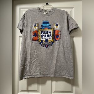 Budapest – Ruin Pubs Souvenir T-shirt. Size large